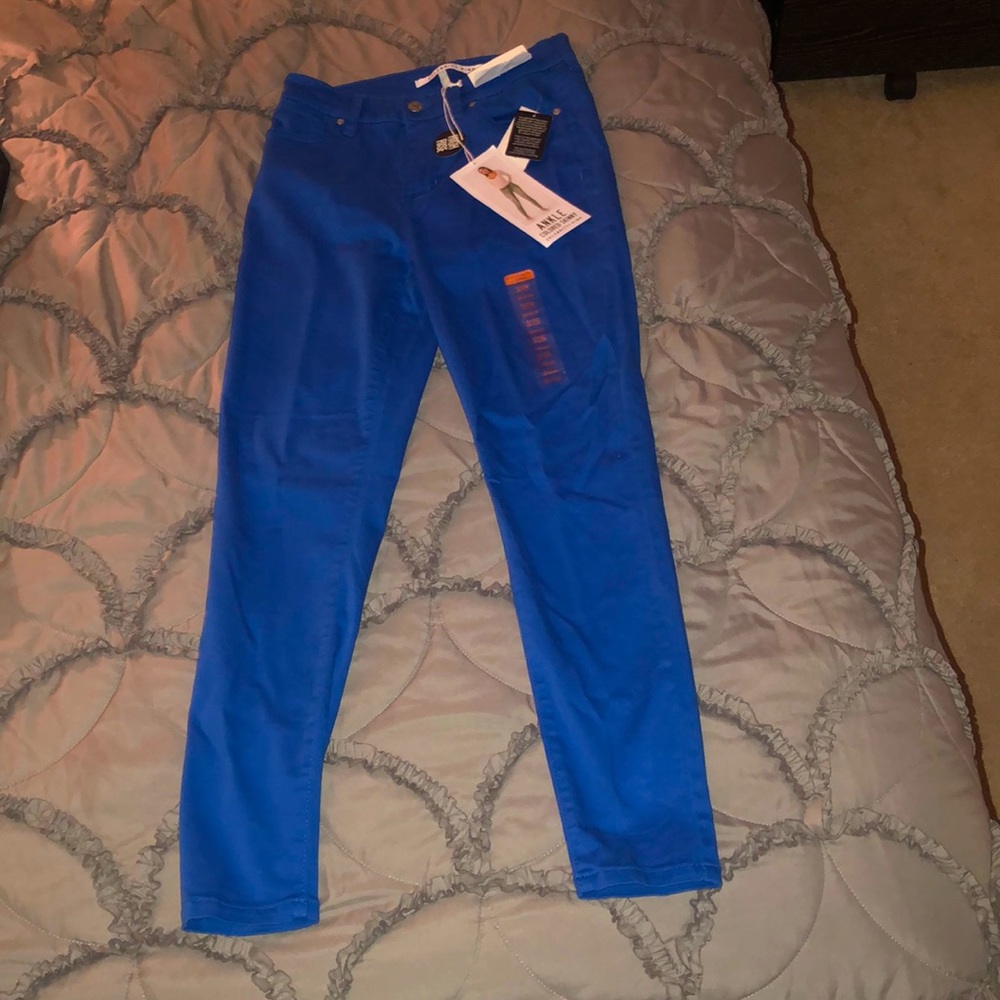 NWT Celebrity Pink high rise skinny ankle pants!💙